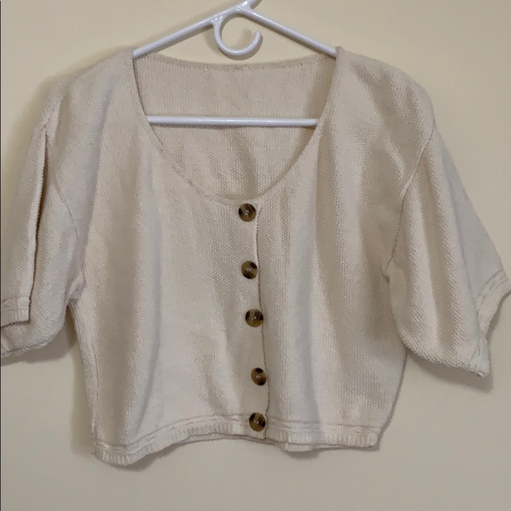 White cotton cropped top